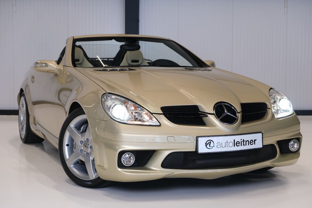 Mercedes-Benz SLK 55 AMG