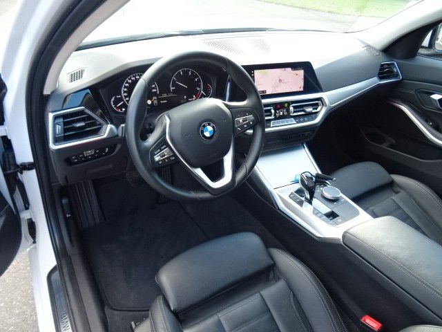 BMW 320d Limousine,Sport,LEDER,NAVI,LED,AUT,PDC,1HAN foto 14