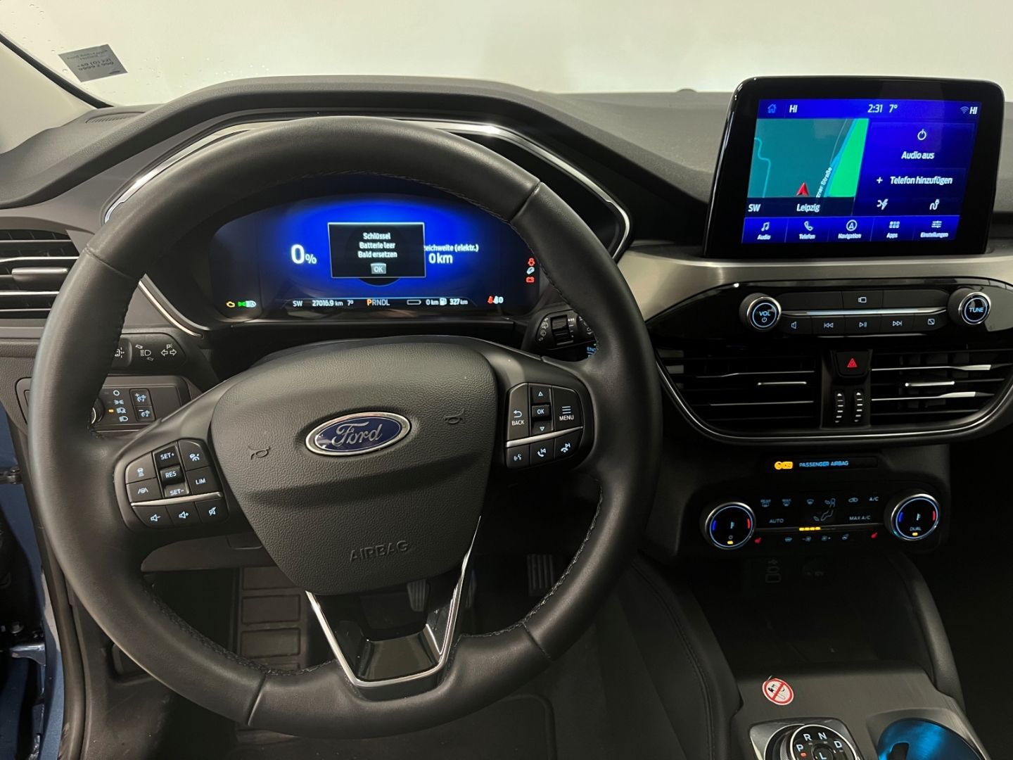 Fahrzeugabbildung Ford Kuga Plug-In Hybrid Titanium, Teilleder, Elktr,