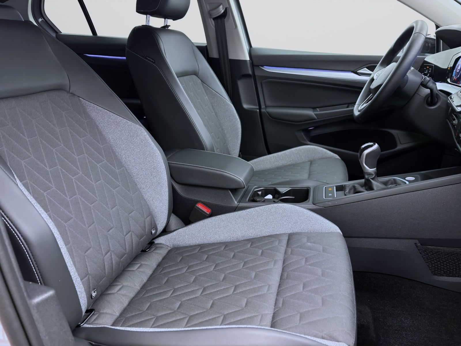 Volkswagen Golf - Bild 17