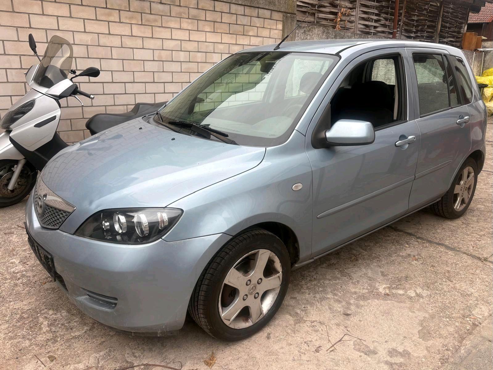 Mazda 2