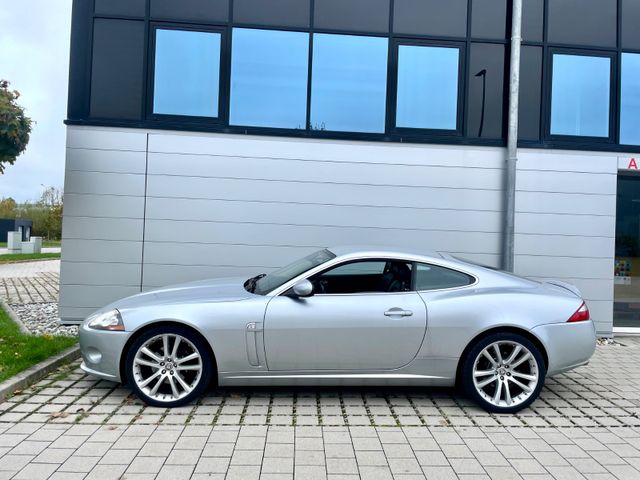 Jaguar XK 4.2L V8 Coupé BRD/Autom/Leder/Navi/PDC