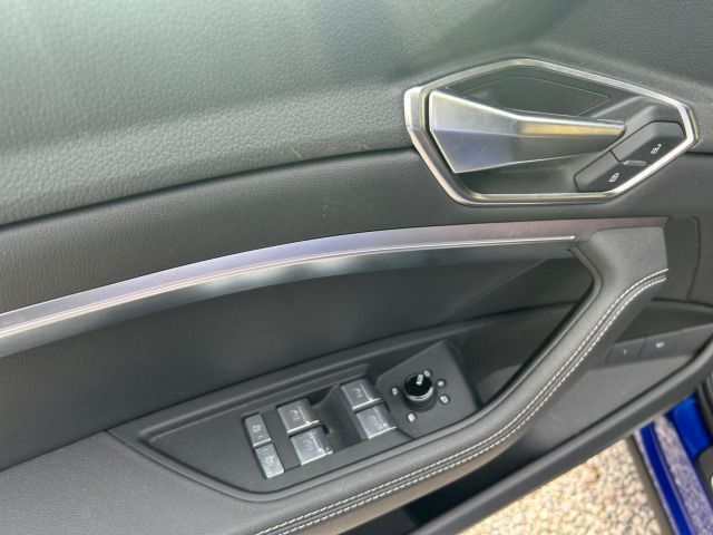 Audi Q8 e-tron - Bild 19