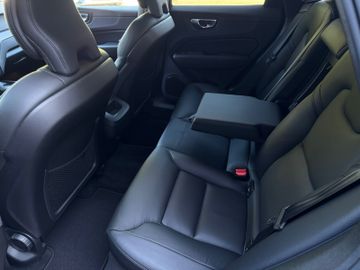 Volvo XC60 - 8