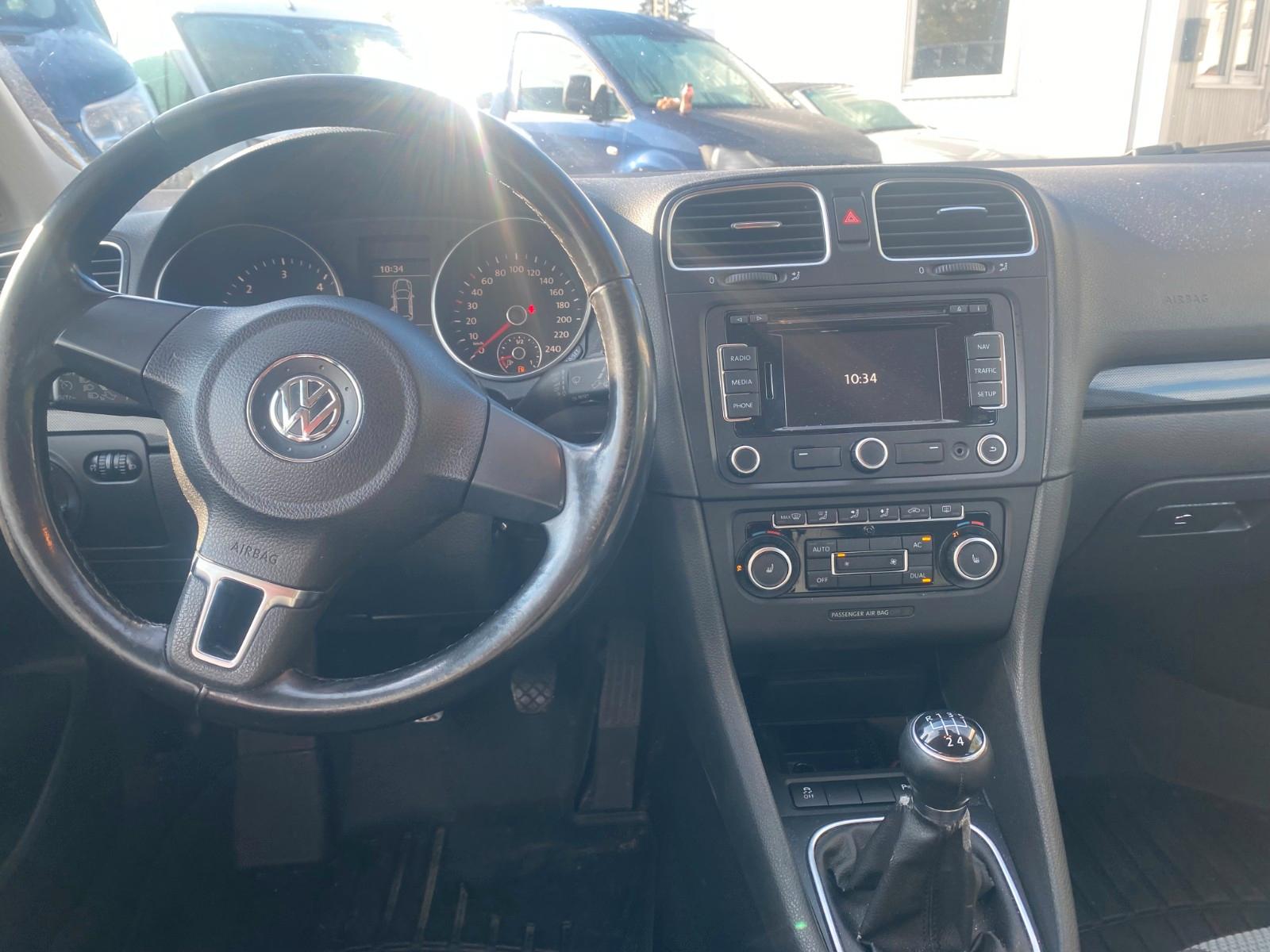 Volkswagen Golf 2011 — photo 15