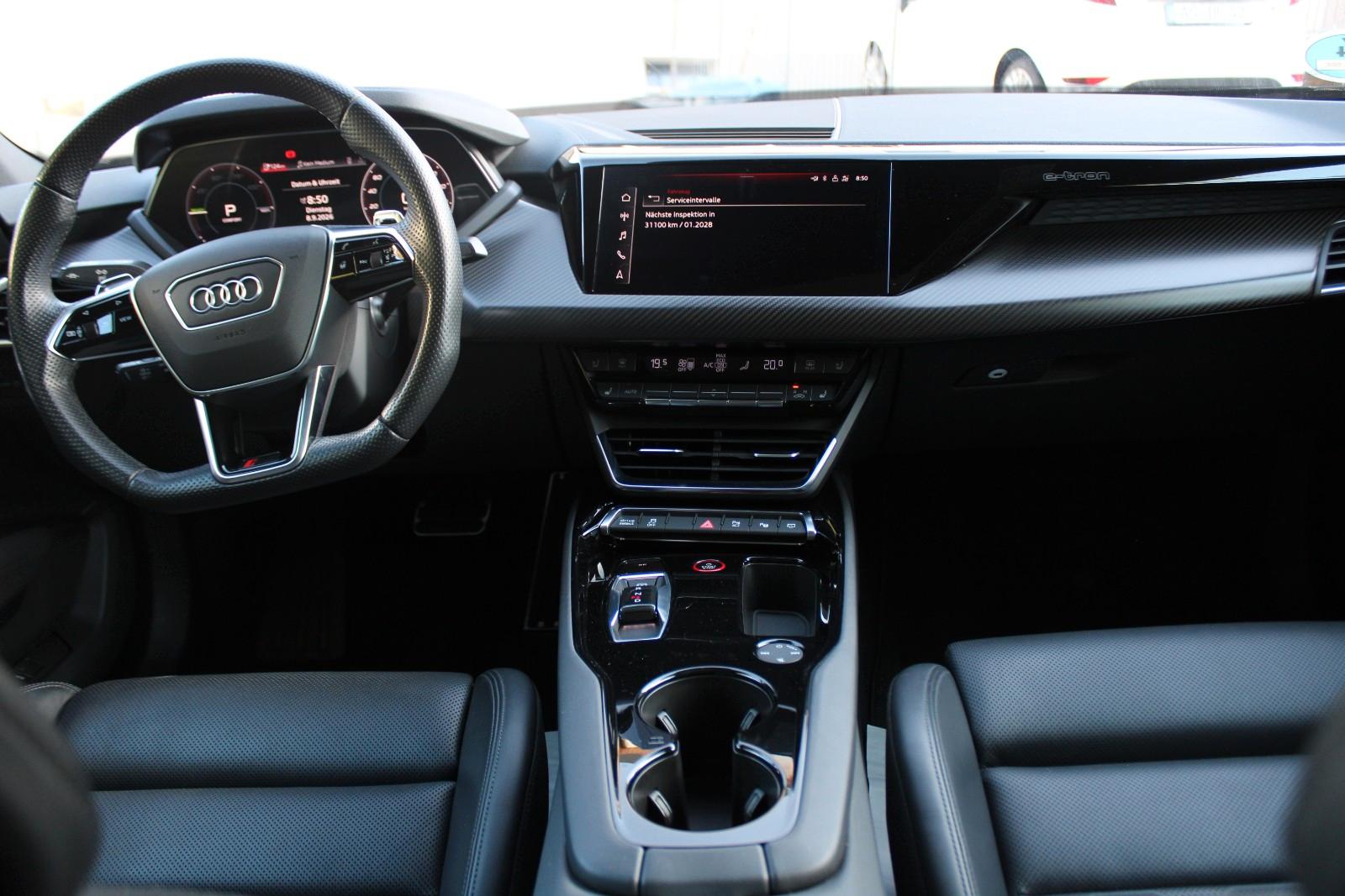 Audi e-tron GT RS  quattro