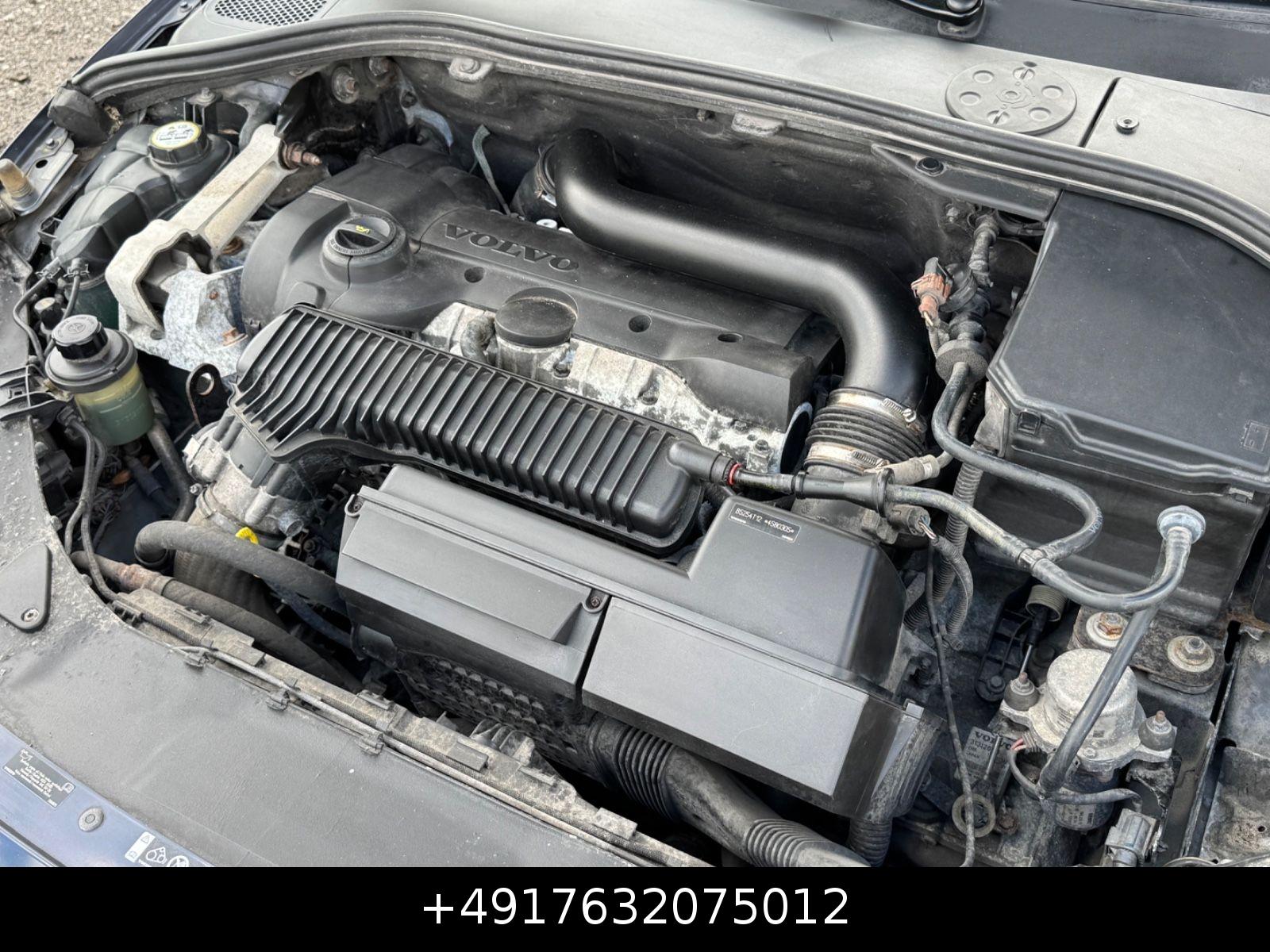 Volvo S60 T5 2.5 Turbo 254 ch BVA – Summum – Cuir – Toit ouvrant – 86 771 km