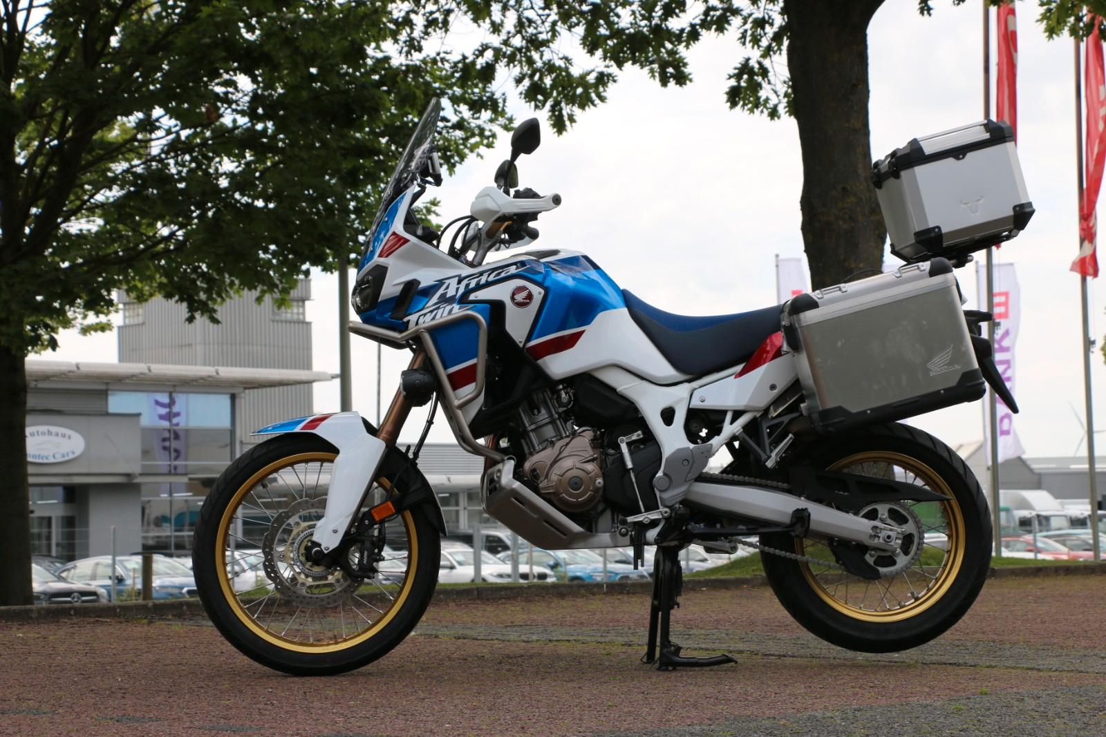 Honda CRF 1000L Adventure Sports mit wenigen Kilometer
