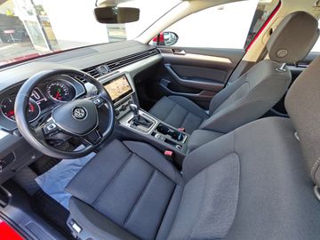 Volkswagen Passat Variant - 11