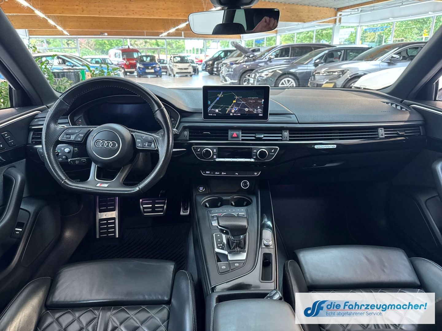 Fahrzeugabbildung Audi A4 Avant quattro sport 3.0 TDI S line S-line Spo