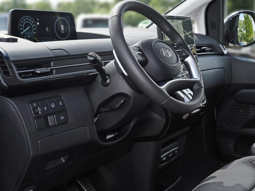 Fahrzeugabbildung Hyundai STARIA HEV 7-Sitzer Signature Panoramadach