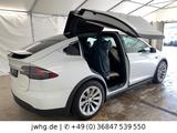 Tesla Model X Maximale Range 6-Sitze Autopilot3 20" - Tesla Model X: Automatik