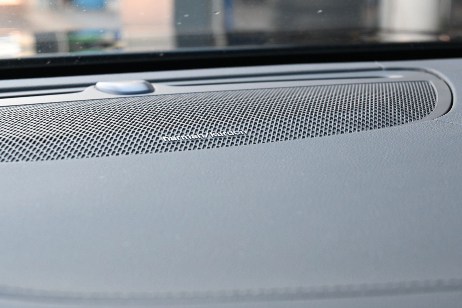 Fahrzeugabbildung Volvo V90 B4 D AWD Cross Country *Pano*STDHZG*ACC