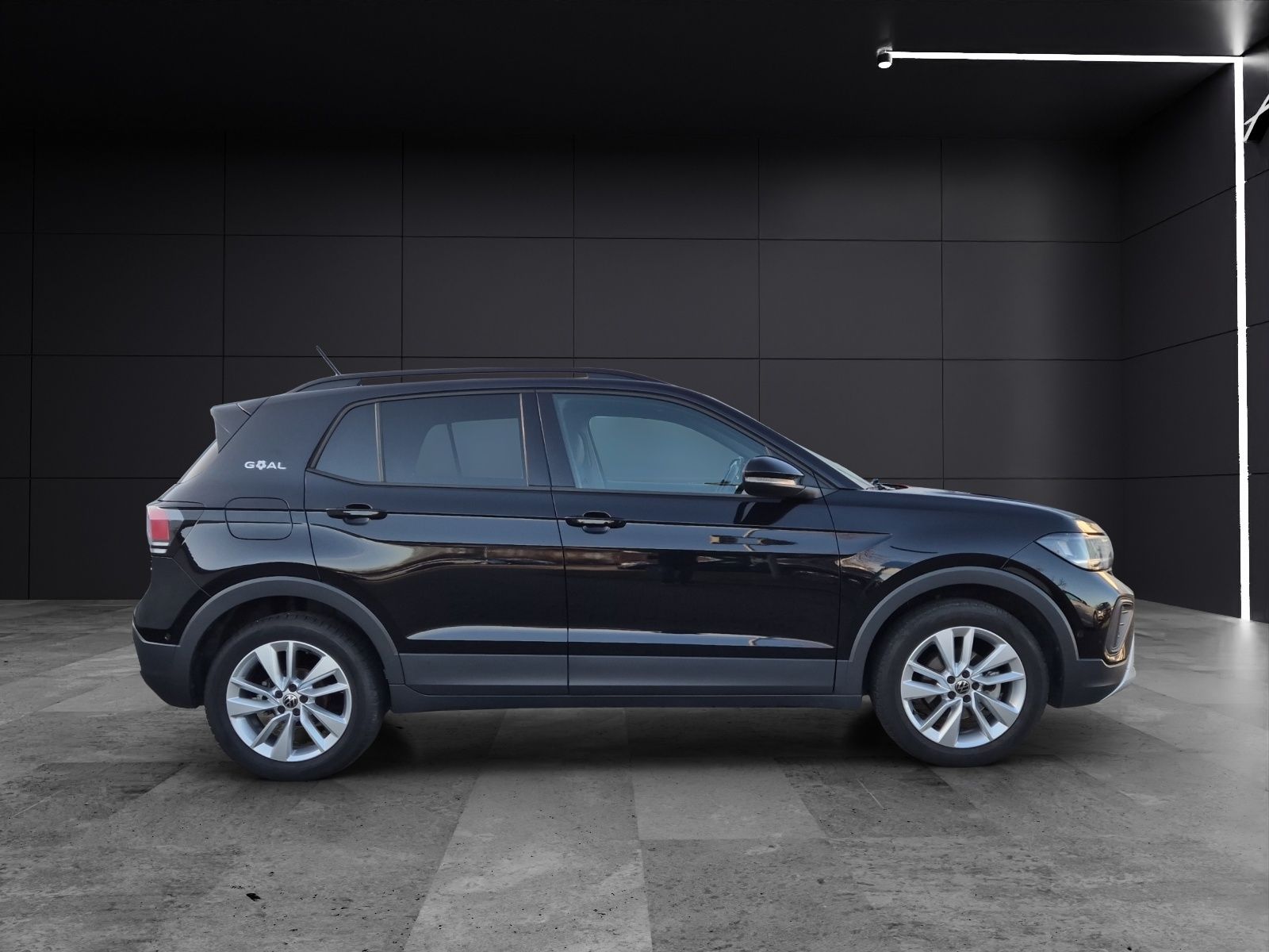 Fahrzeugabbildung Volkswagen T-Cross TSI Goal DSG LED AHK Navi AID ACC Park-A