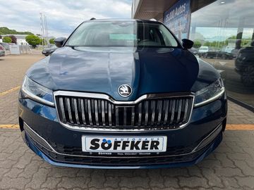 Bild 4 Skoda Superb Combi 2.0 TDI Style DSG AHK Navi Rückfahr