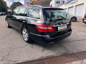 Mercedes E 200 - 3