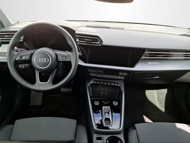 A3 SPORTBACK 30 TFSI ADVANCED S-TRONIC