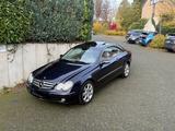 Mercedes-Benz MERCEDES BENZ CLK 320 / AUTOMATIK / NAVI /... - Mercedes-Benz CLK-Klasse Gebrauchtwagen in Wuppertal