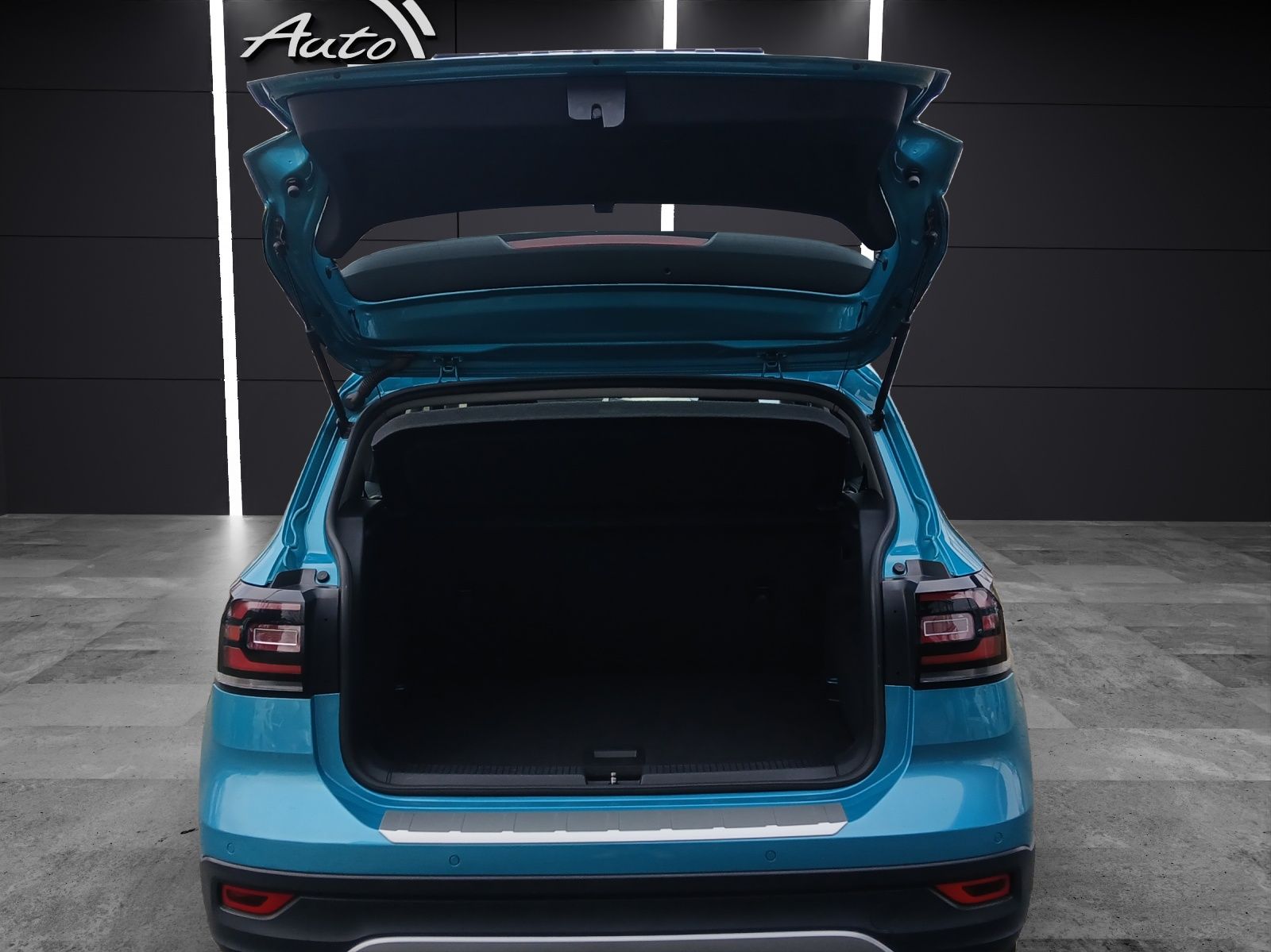 Fahrzeugabbildung Volkswagen T-Cross TSI Life DSG LED Klima RFK LM