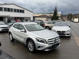 Mercedes-Benz GLA 200 GLA GLA 200*NEU*TÜV*67KM*NAVI* gepflegt - silberne Mercedes-Benz GLA 200