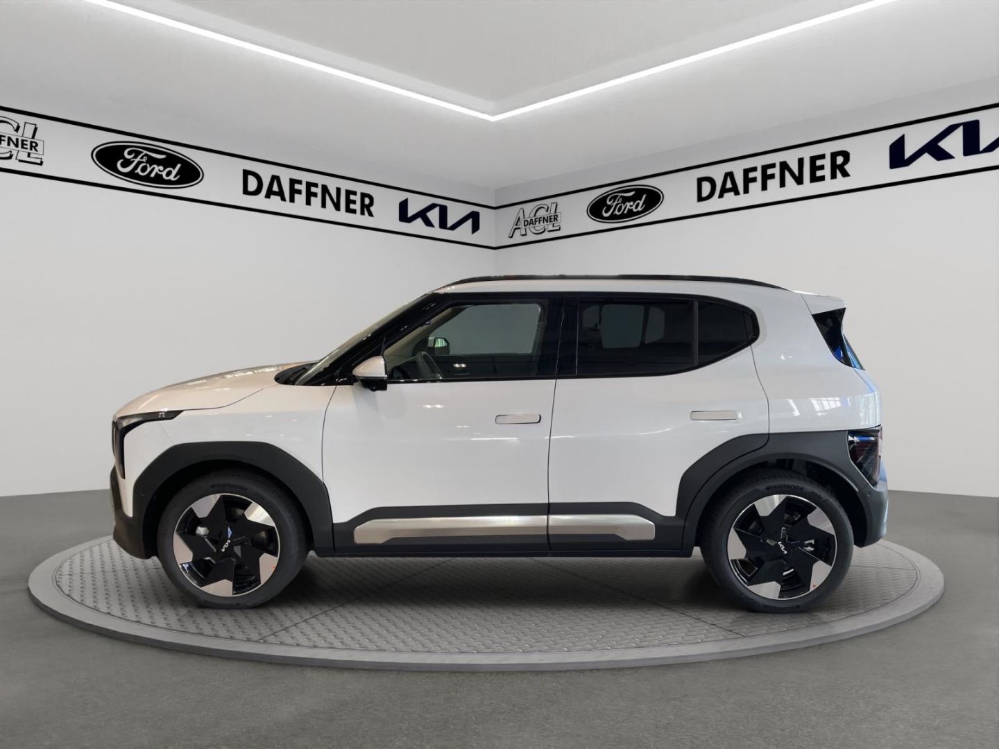 Fahrzeugabbildung Kia EV2 108 kW Earth Navi LED Harman/Kardon Tempomat