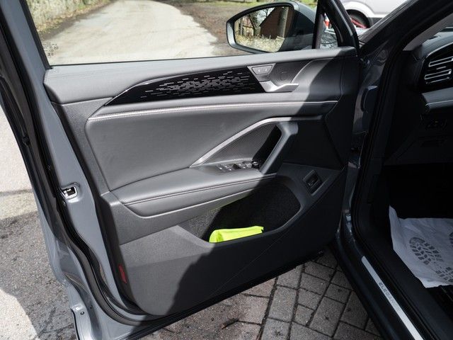 Tiguan Elegance TDI DSG IQ Drive Premium, 8-Fach