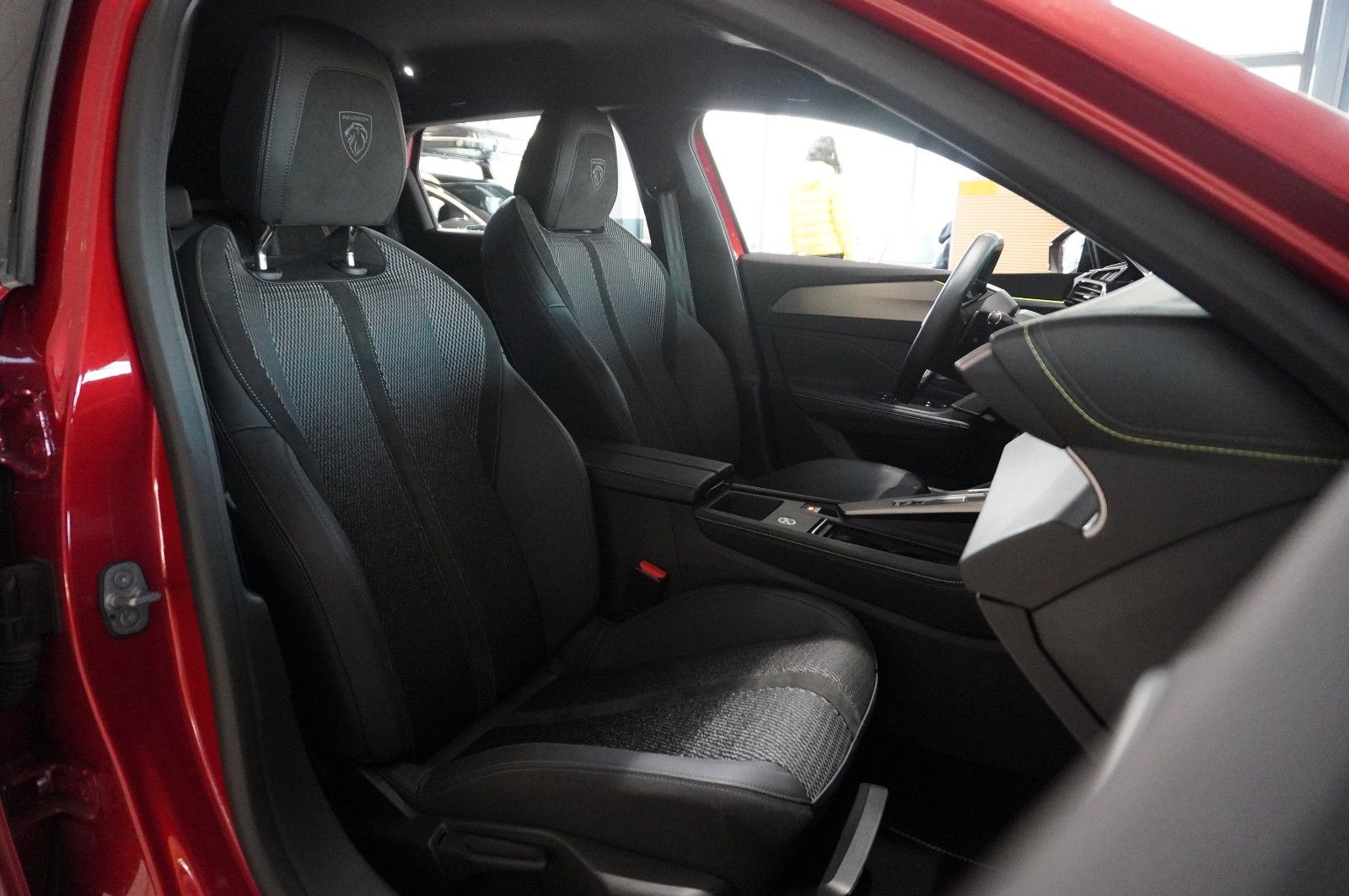 Fahrzeugabbildung Peugeot 308 SW 1.5D GT SPORT NAVI/LED/KAMERA/VIRT./DAB+