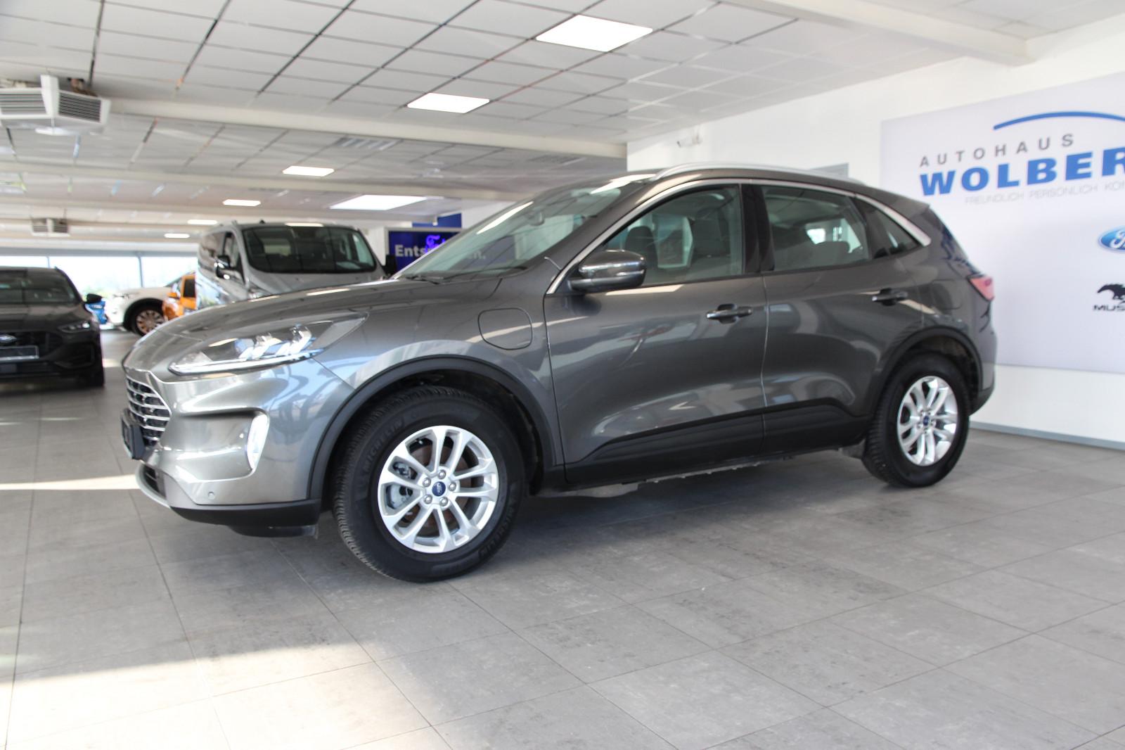 Ford Kuga Plug-In Hybrid PHEV Titanium AHK/R-CAM