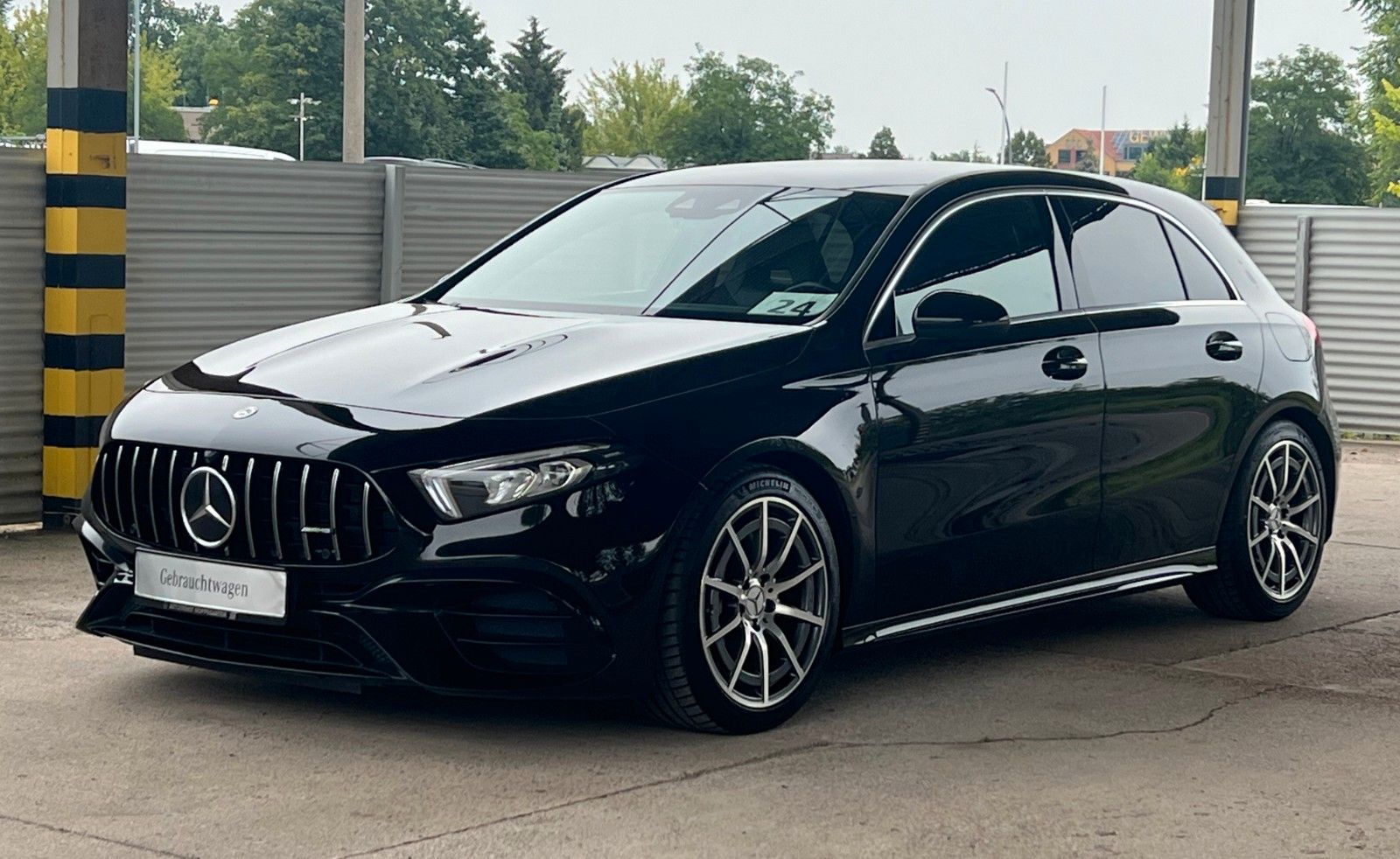 MERCEDES-BENZ A45 AMG 4M+ SPEEDSHIFT DCT 8G LED DISTRONIC 360°
