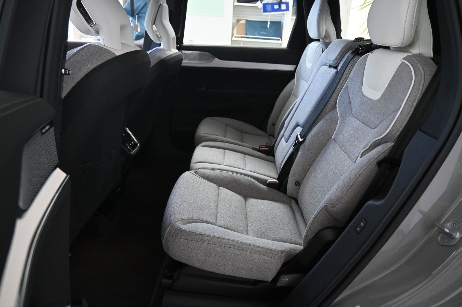 Fahrzeugabbildung Volvo EX90 Twin Motor Performance AWD Ultra 7-Sitze