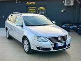 Volkswagen Passat 1.9 TDI/105CV Var. Trendline - Volkswagen Passat mit Diesel-Antrieb: 1.9