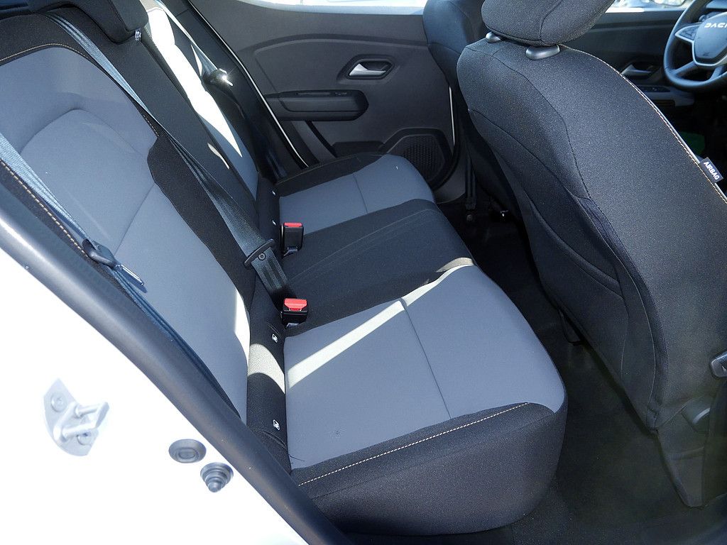 Fahrzeugabbildung Dacia Sandero Stepway Extreme TCe 110