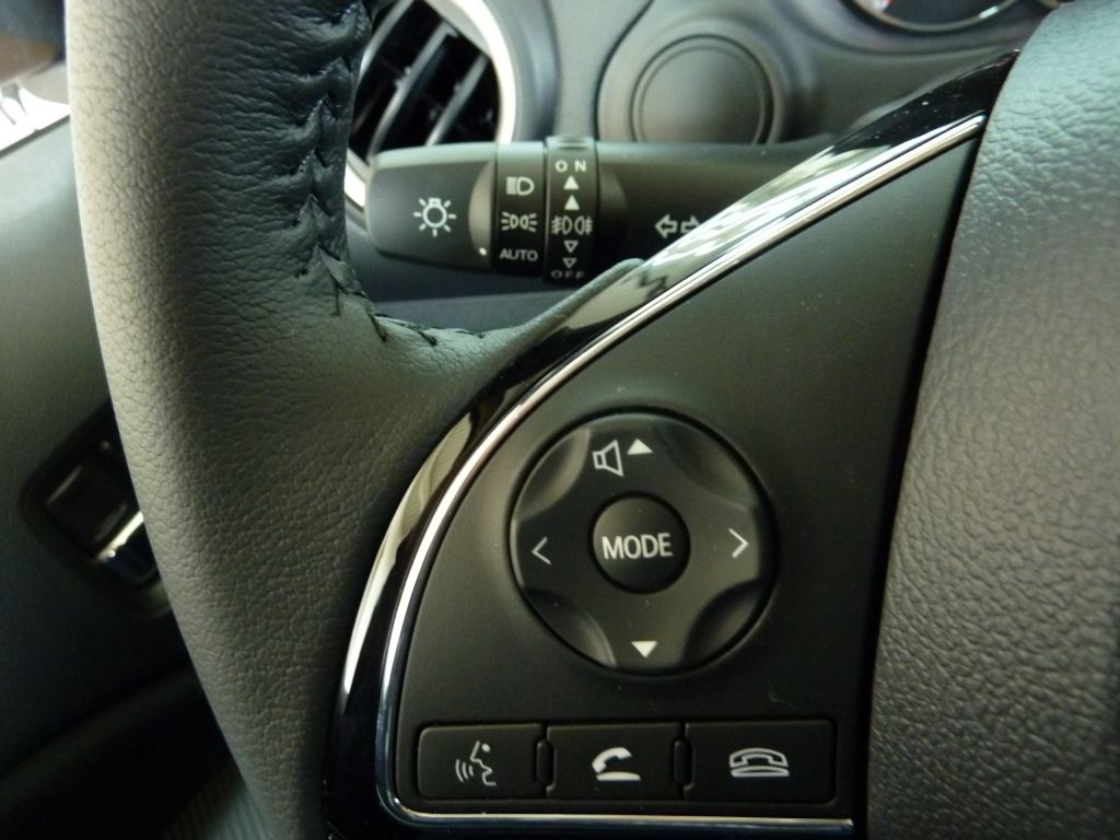 Fahrzeugabbildung Mitsubishi Space Star 1,2 Select+ CVT Sitzheiz. Rückfahrk.