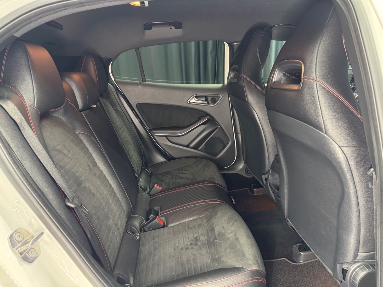 Fahrzeugabbildung Mercedes-Benz GLA 200|7G-AUTOMATIK|NAVI|LED|KAMERA|AHK|AMG-LIN