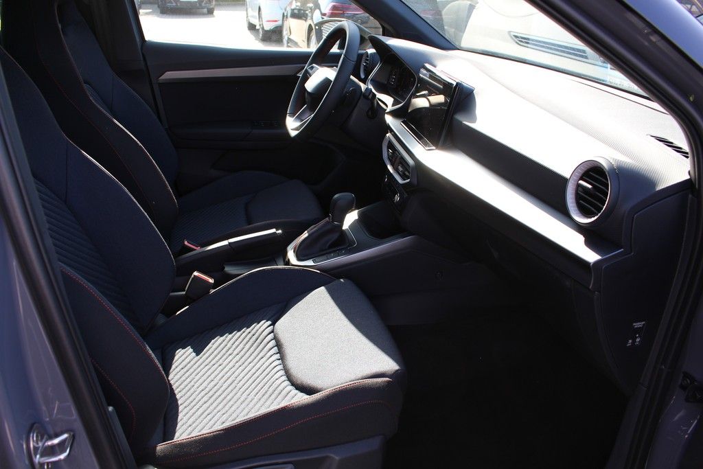 Fahrzeugabbildung SEAT Arona 1.5 TSI 110 DSG FR Anniversay Edition