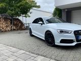 Audi S3 2.0 TFSI S tronic quattro -Limousine - Audi S3: Limousine
