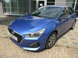 Hyundai i30 Passion SCHECKHEFTGEPFLEGT BEHEIZBARES LENKR - Hyundai i30 mit Anhängerkupplung