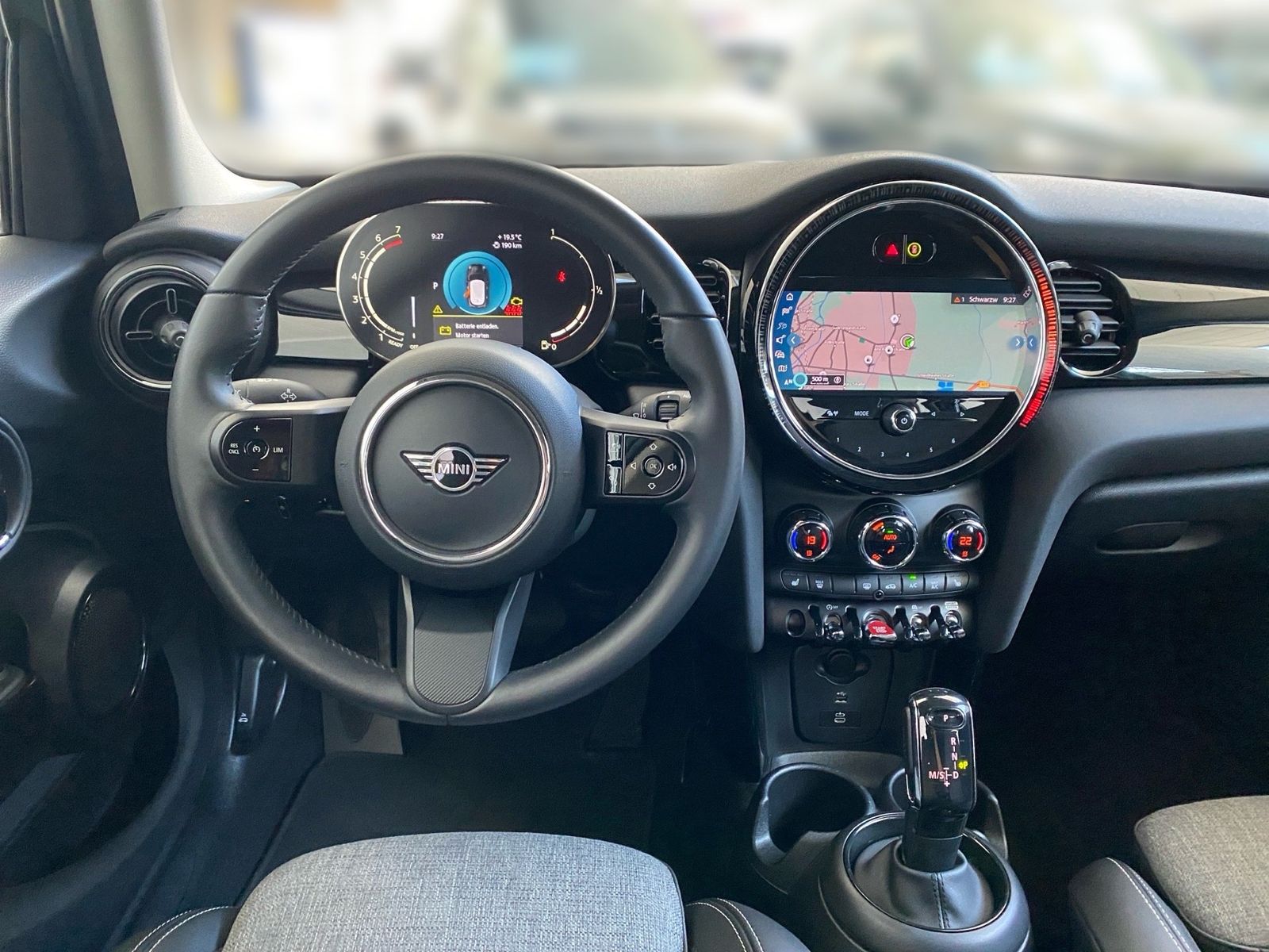 MINI Cooper 5-Türer Classic Aut. Navi LED DA RFK imagem 3