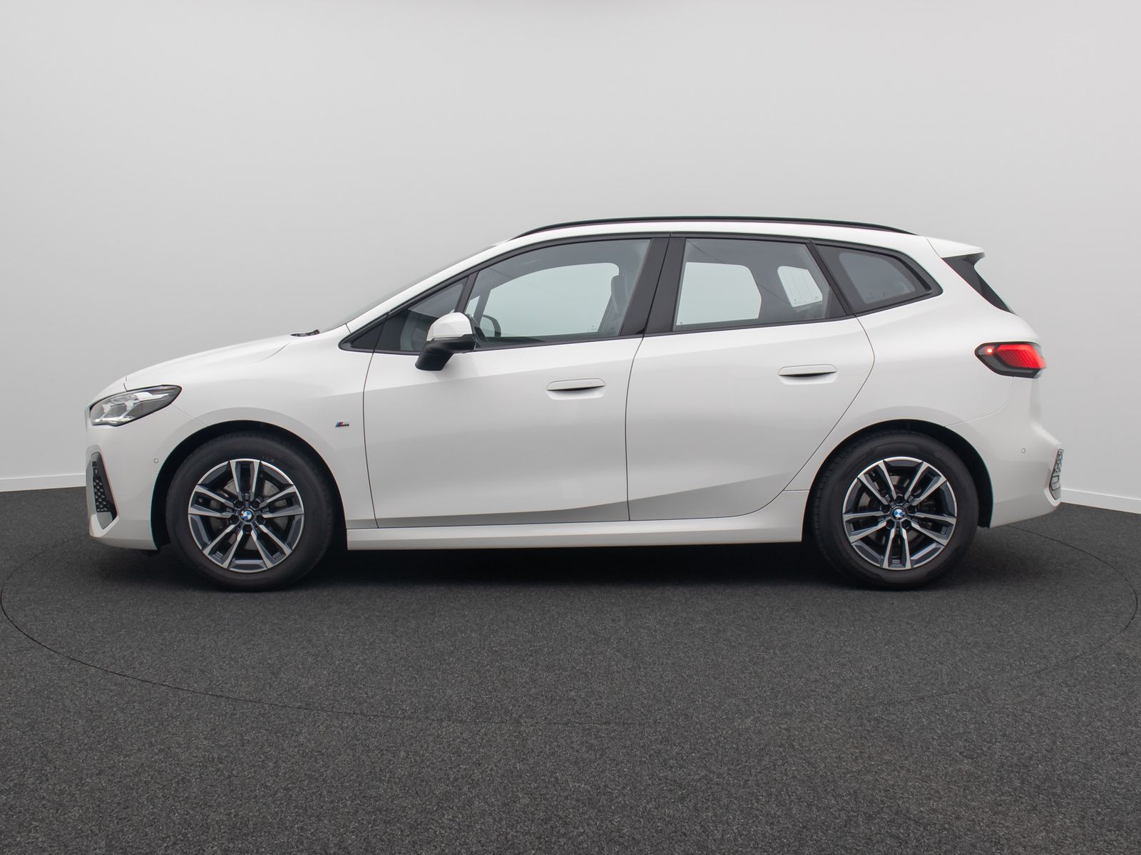 Fahrzeugabbildung BMW 218d Active Tourer M Sport LED Navi RFK AHK DAB