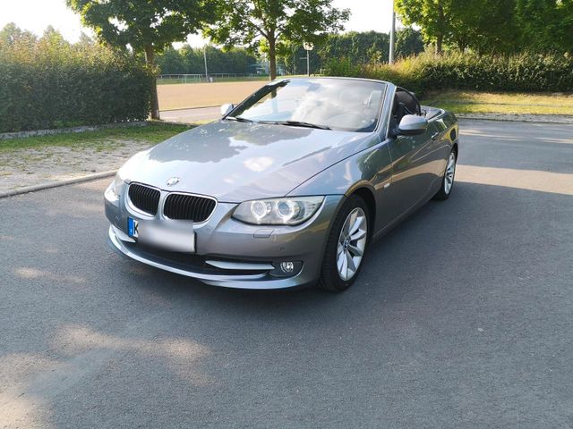 BMW 320d Automatik E93 LCI Cabrio Navi Led...