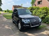 Mitsubishi Pajero Edition 100 3,2 DI-D Aut... - Mitsubishi Pajero von privat