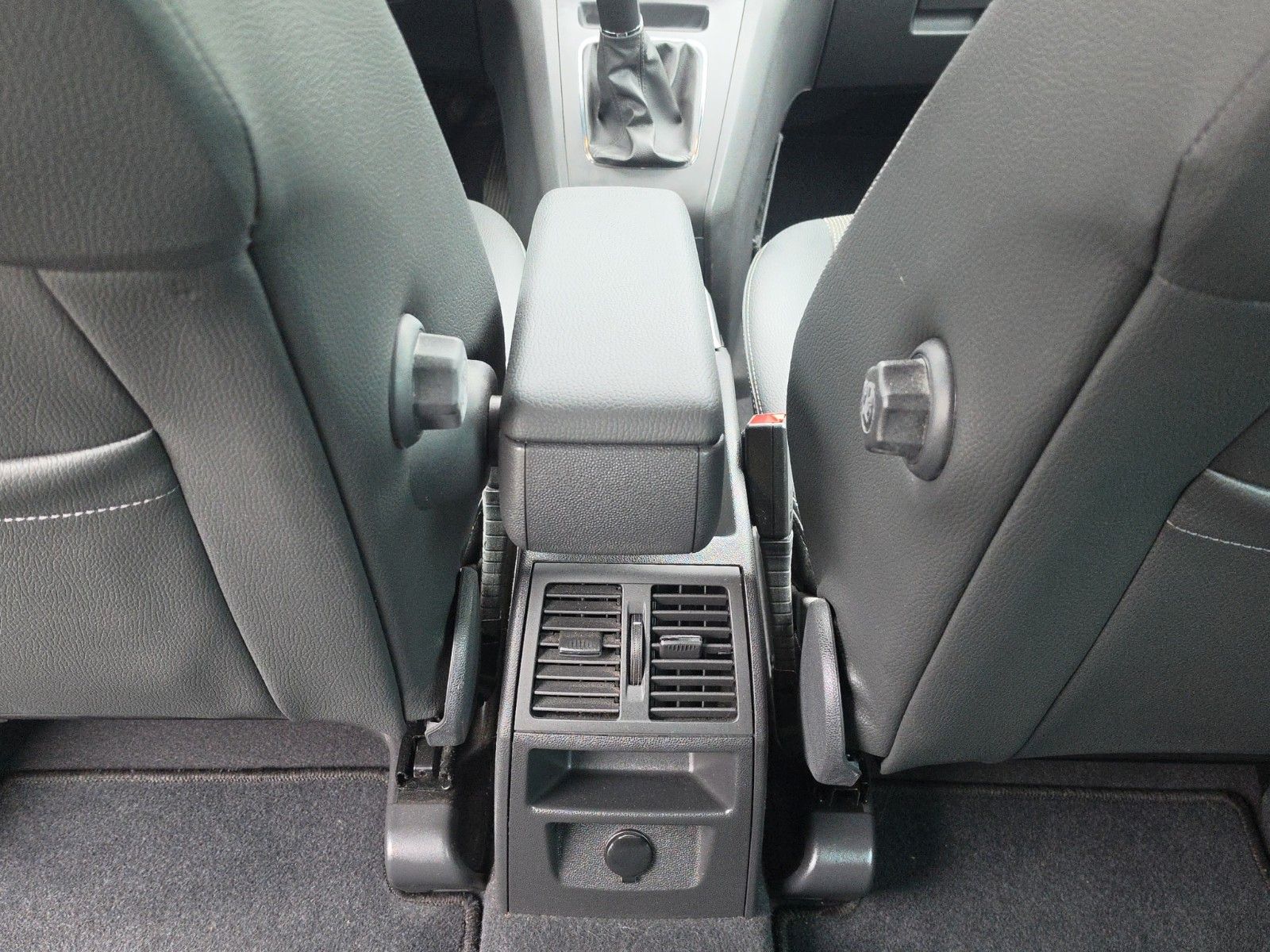 Fahrzeugabbildung Opel Zafira B Innovation "110 Jahre" 7-Sitzer 1.Hand