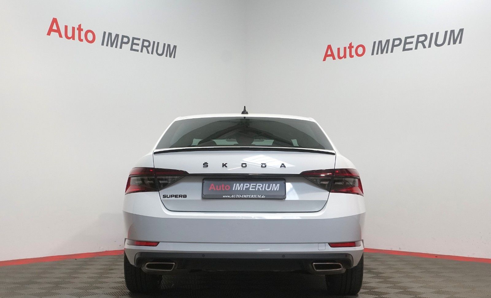 Skoda Superb Sportline 2.0 TSI 4x4 360 PANO MATRIX foto 6