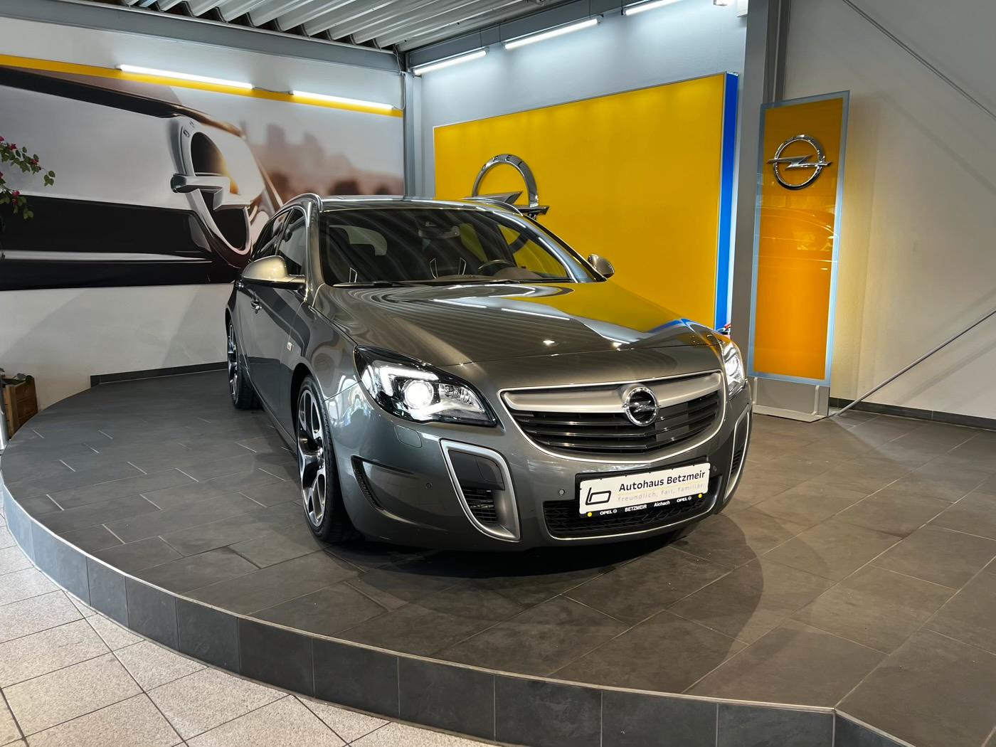 Opel Insignia Sports Tourer OPC - Unlimited | 325 PS