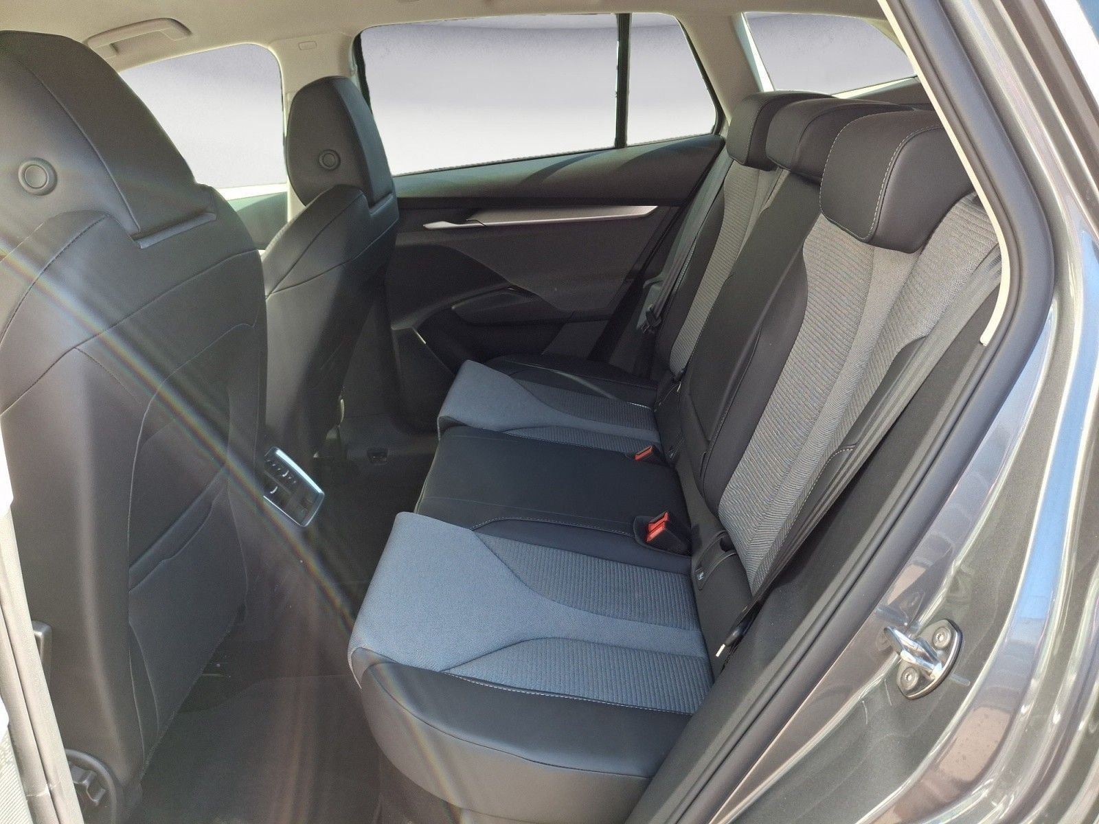 Skoda Enyaq - Bild 14