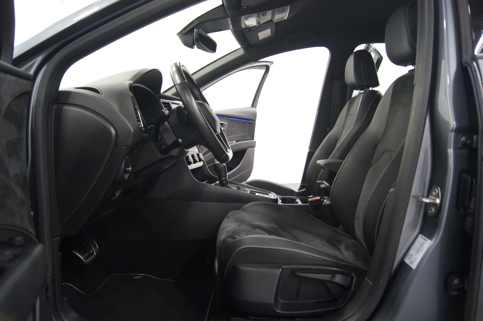 Seat Leon ST Cupra 300 ch 4Drive • DSG • Cuir • Virtual Cockpit • Caméra - Apple CarPlay • DCC
