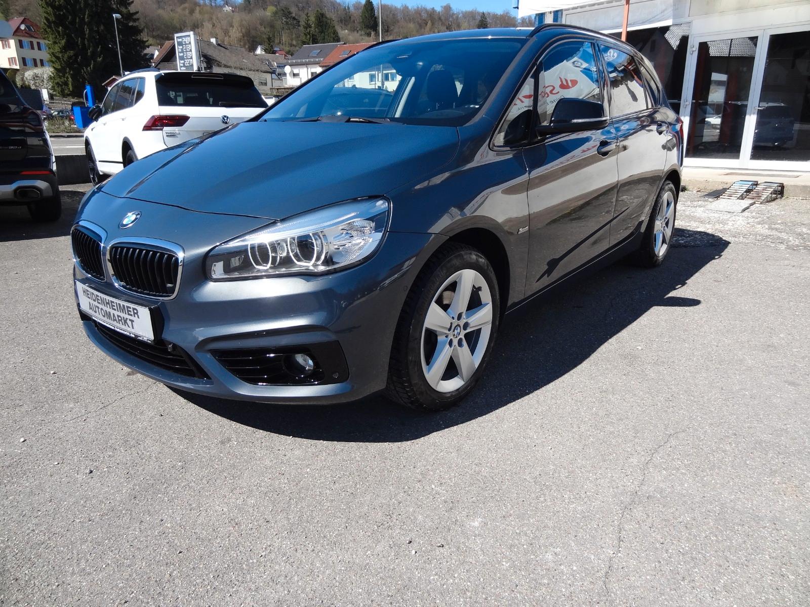 BMW 218d Active Tourer/150PS/Navi/PDC/
