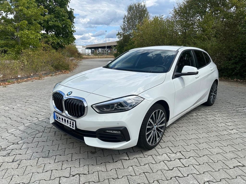 Image of BMW 120