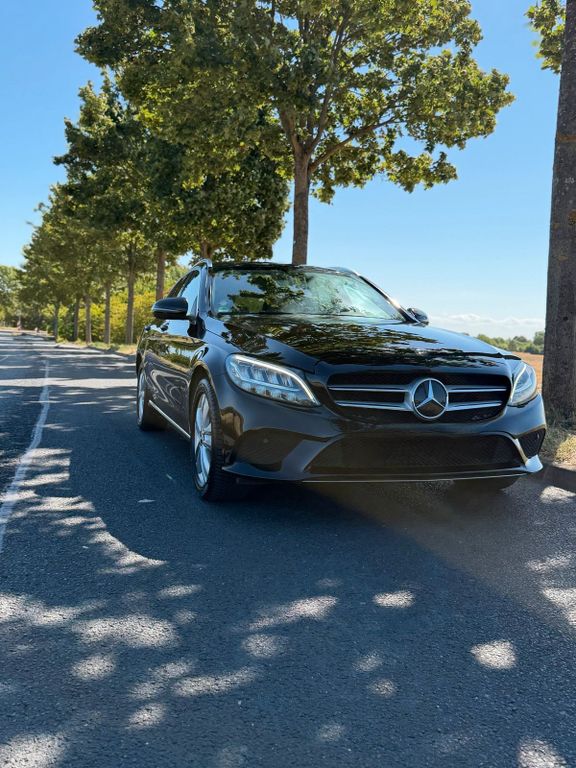 Image of Mercedes-Benz C 200