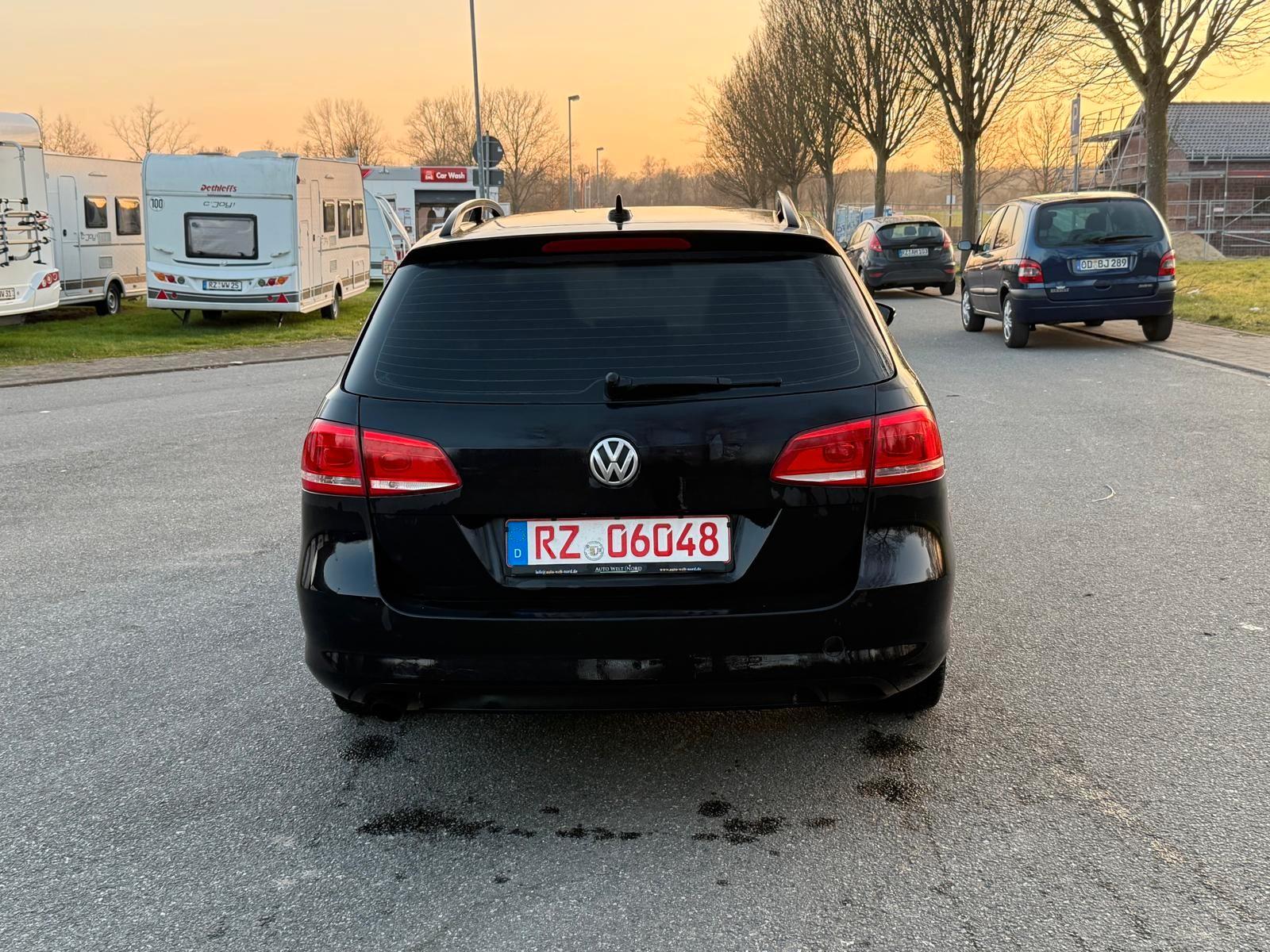 Volkswagen Passat 2011 — photo 7